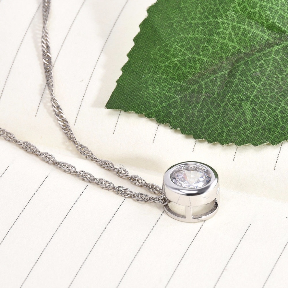 Round Crystal Rhinestone Necklace Silver Pendant - Picture 6 of 8